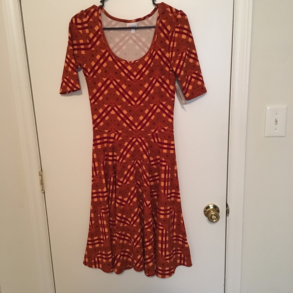 NWT Lularoe Nicole swing dress